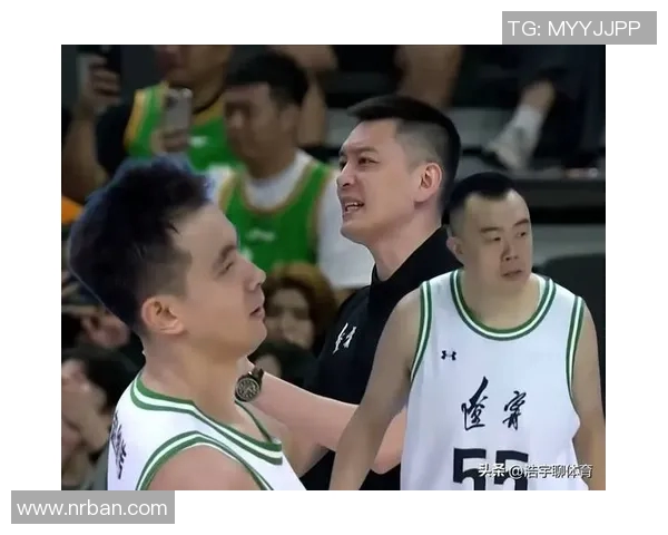 深夜赵继伟发文引发球迷忧虑杨鸣卫冕之路面临挑战 深夜赵继伟发文引发球迷忧虑杨鸣卫冕之路面临挑战